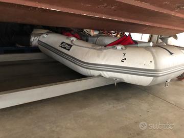 Tender Arimar con motore Honda 2.3