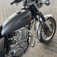 Yamaha SR 400