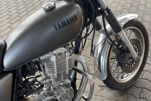 Yamaha SR 400