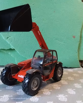 Modellino Manitou MLT 633-120 LS
