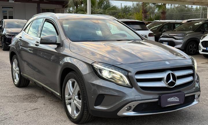 MERCEDES-BENZ GLA 200 CDI Sport