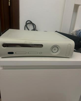 Xbox 360 con 2 giochi