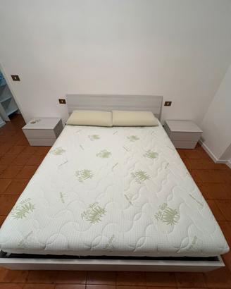 Materasso Memory Foam 160x190 + 2 Cuscini