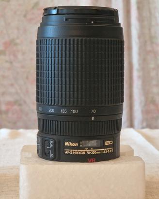 nikon 70/300 full frame