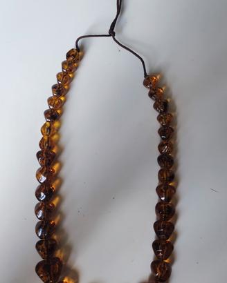 Collana di perle di ambra 