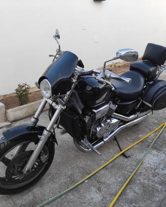 Honda vf750c