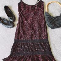 Abito nero a fiorellini con pizzo