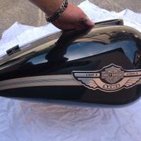 Serbatoio centenario Harley Davidson