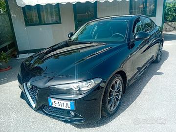 Alfa Romeo Giulia 2.2 Turbodiesel 180 CV Super - M