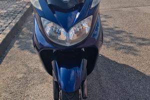  Yamaha Majesty 