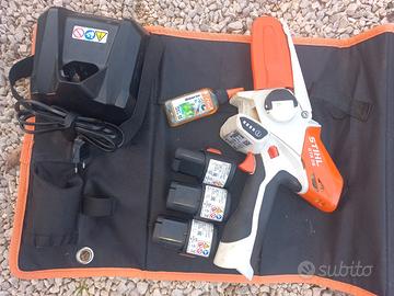 seghetto da potatura a batteria STHIL gta 26 