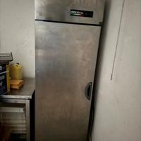 Frigorifero per attività commerciale