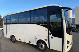 Autobus/ Isuzu 30 posti anno 2021