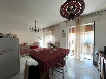 4 LOCALI A SANTERAMO IN COLLE