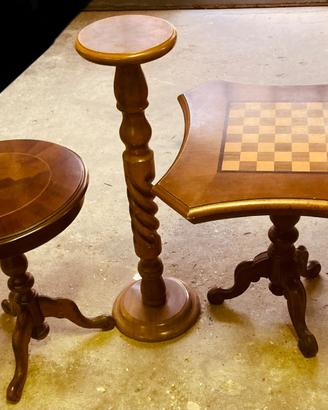 Tavolino ,colonna, tavolo scacchiera