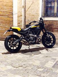 Ducati scrambler 800 dark line