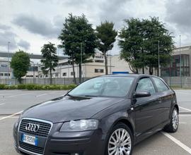 Audi a3 1.6i Automatica