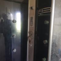 doccia idromassaggio 