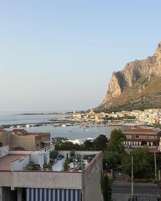 APPARTAMENTO IN VILLA VISTA MARE