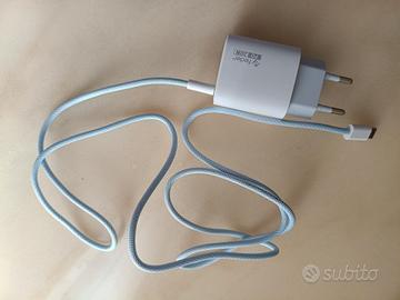 caricabatterie cellulare smartphone 