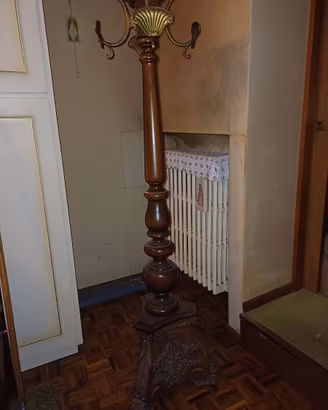 Appendi abiti in legno e ottone