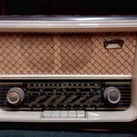 Radio a valvole epoca Wega mod. 819