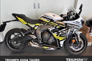 TRIUMPH Daytona 660 Abs