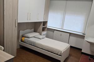 Ampia camera a Bergamo tutto incluso