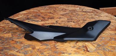 fianchetto destro SUZUKI GSR GSXS 750