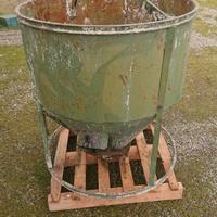 BENNA CONICA PER CALCESTRUZZO