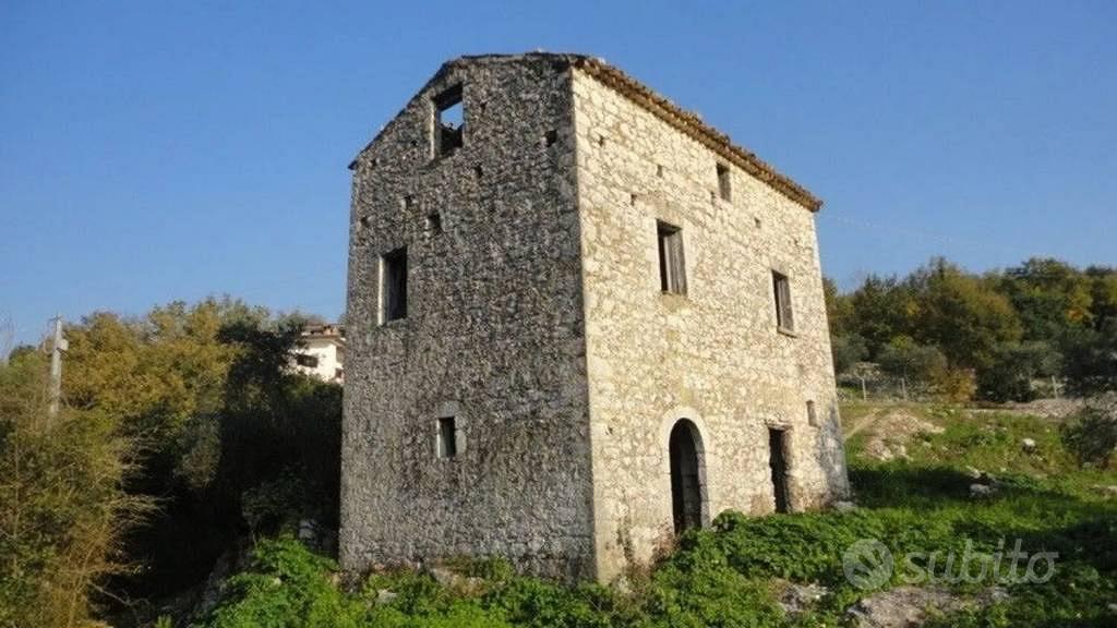 Rustico / Casale di 144 m² con 3 locali a Ausonia - Vista 2