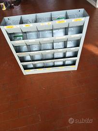 contenitore a scomparti
