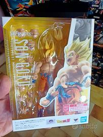 S.H.FIGUARTS - SON GOKU LEGENDARY SS BANDAI NAMCO