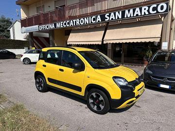 Fiat Panda 1.0 firefly hybrid City Cross s&s 70cv