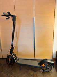 Monopattino elettrico Ninebot