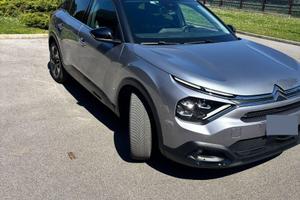 CITROEN C4 1.5 EAT 8 SHINE
