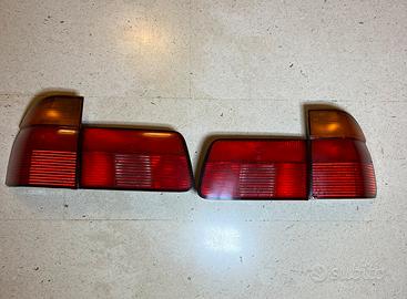 Bmw serie 5 touring e34 fanaleria posteriore