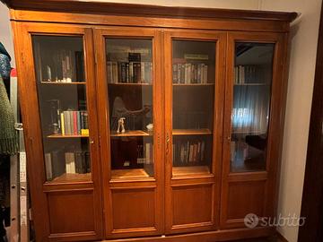 libreria i legno artigianale elegantissima 