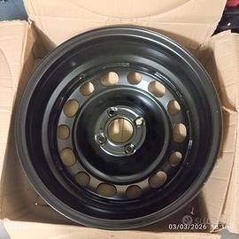 Set 4 cerchi in acciaio Originali Pegeout 16"