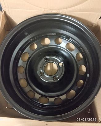 Set 4 cerchi in acciaio Originali Pegeout 16"