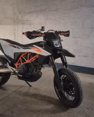 KTM 690 SMC R A2 Depotenziato a Libretto