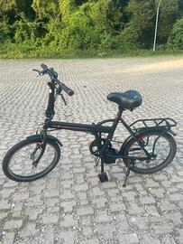 Bicicletta pieghevole elettrica