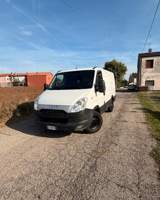 Furgone iveco daily