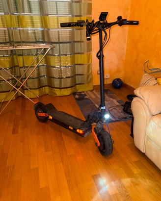 Monopattino elettrico joyor s10s dual motor 2000w