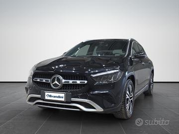 MERCEDES GLA 200 d Progressive Advanced Plus auto