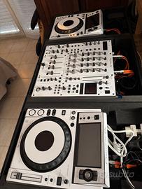 Pioneer DJM A9 / XDJ 1000 MK2