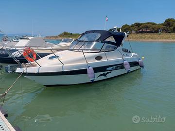 Mano' marine 22.52 cabin