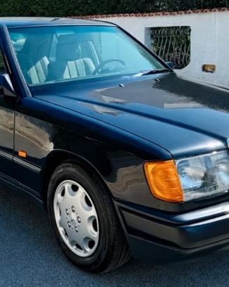 Ricambi Mercedes 250 D  berlina serie w124