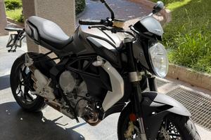 MV Agusta Brutale 675 €6.200 km. 13.850