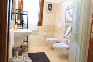 Stanza con bagno privato